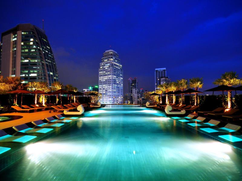 Grande center point hotel Bangkok near Soi Cowboy